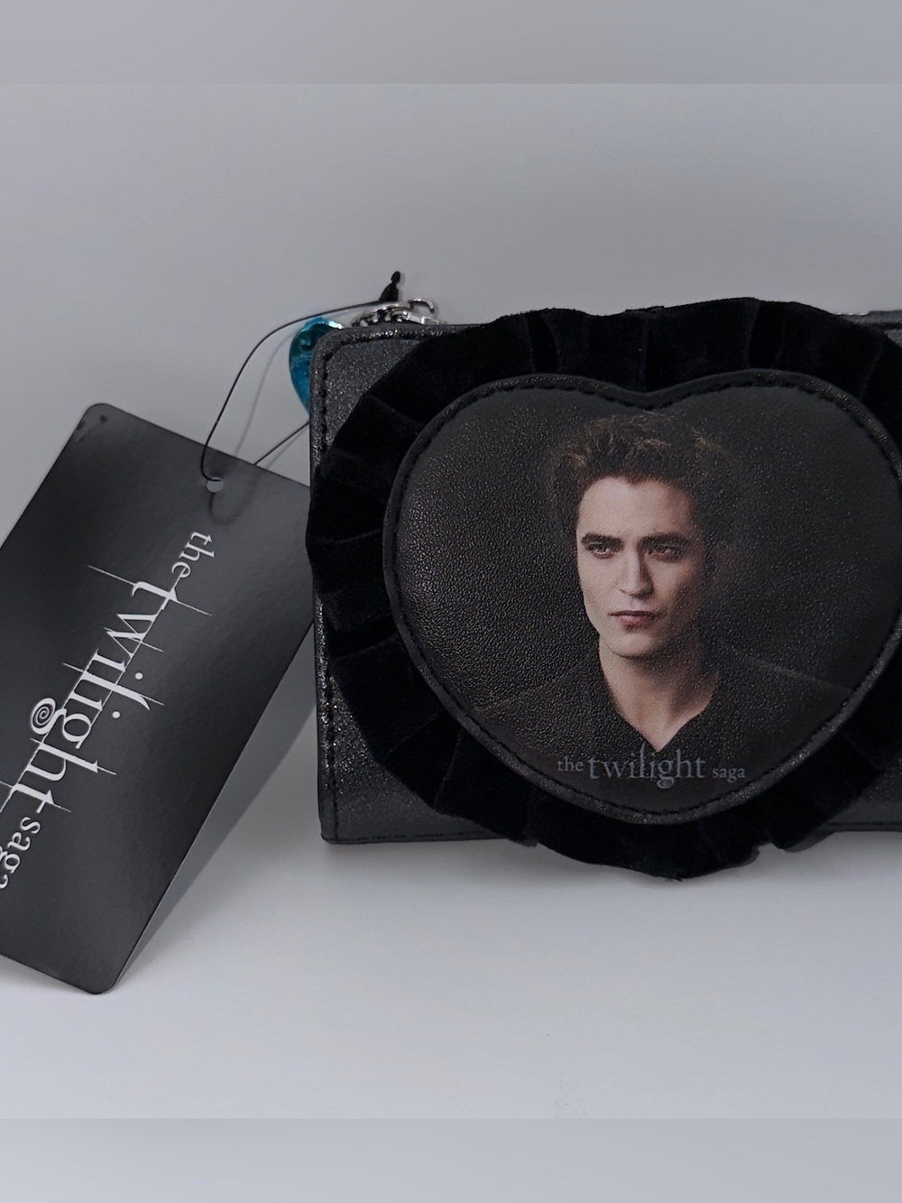 Twilight Saga Edward Cullen black heart-shaped wallet